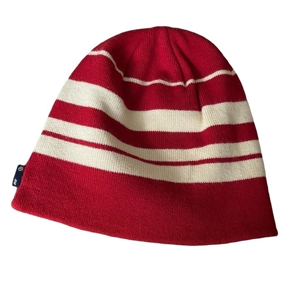 American Eagle reversible knitted hat - Picture 1 of 6